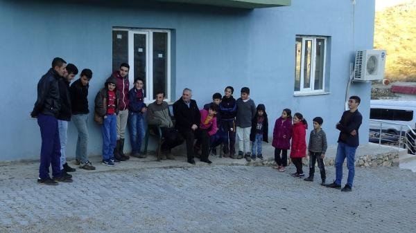 Bu köyde kimse sigara içmiyor