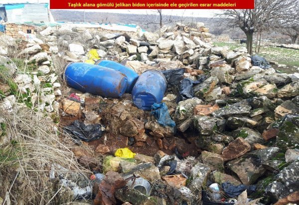 Diyarbakır'da PKK'ya ağır darbe: 2 ton esrar 