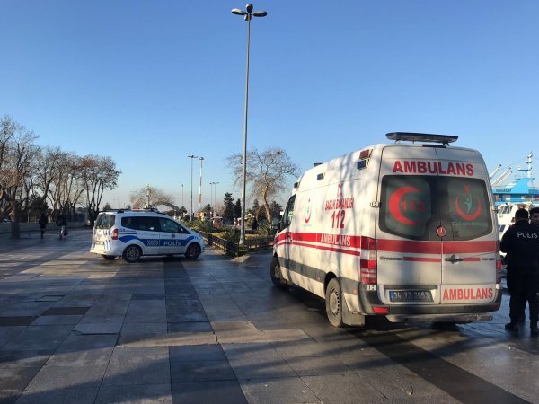 Kadıköy sahilde erkek cesedi bulundu