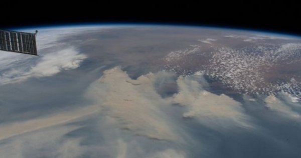NASA: Avustralya yangınlarının dumanı Dünya’ya yayılacak