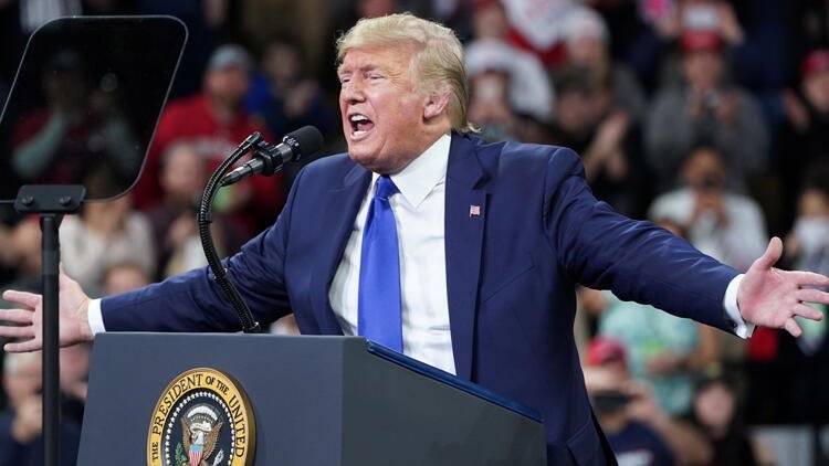 Trump öldürülen General Kasım Süleymani’ye küfür etti