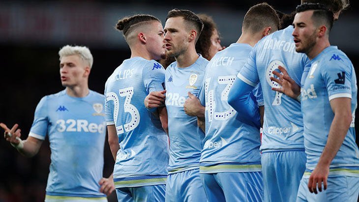 Leeds Unitedlı futbolcular maaşlarında kesinti yapacak!