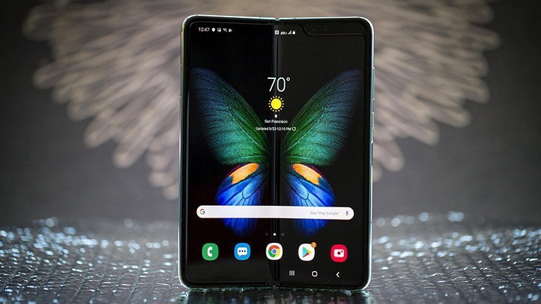 Samsung Galaxy Fold İçin Android 10 Güncellemesi Yayınlandı