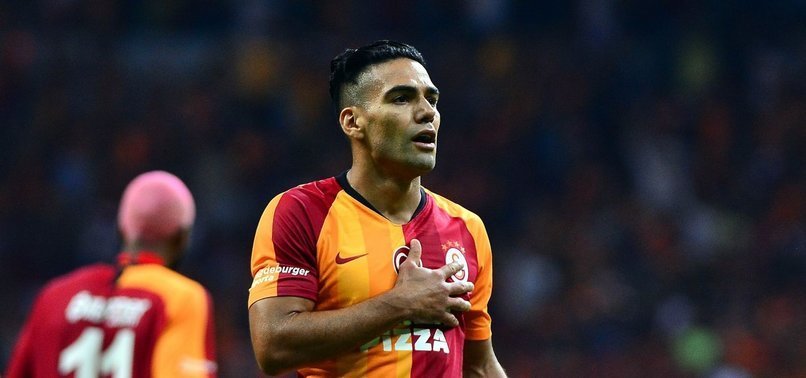 Galatasaray’da Falcao ayrılık iddialarına yanıt verdi!