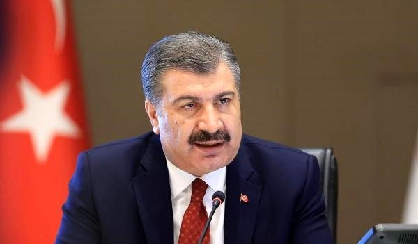 Bakan Koca: 65 yaş ve üzerine, bir ay dönmemek üzere seyahat izni verilecek