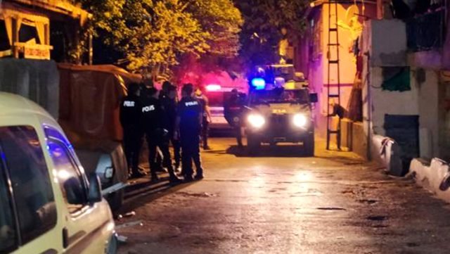 Kadıköy’de “kız meselesi” yüzünden çıkan kavga kanlı bitti
