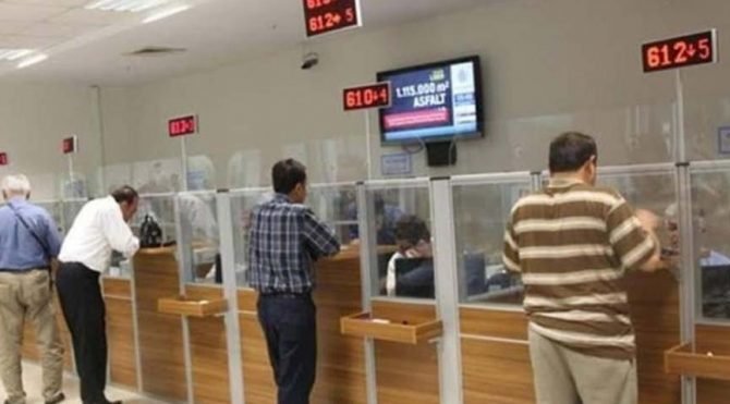 Özeller yarıştan çekildi mevduat kamuya geçiyor