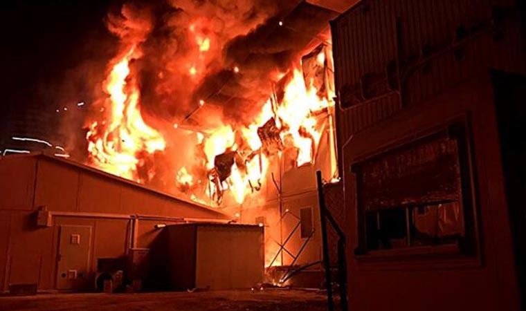 Ümraniye’de işçilerin kaldığı konteynerda yangın çıktı: 1 işçi hayatını kaybetti
