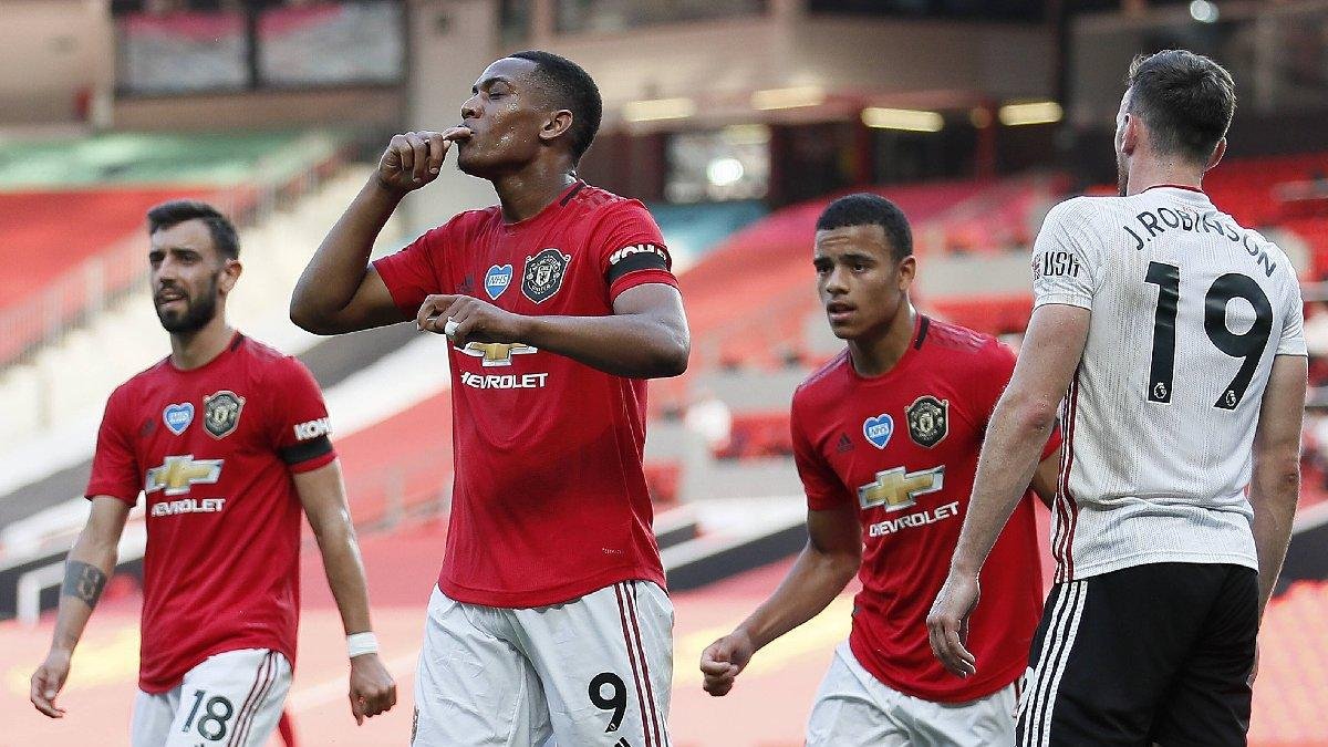 Manchester United gol oldu yağdı!